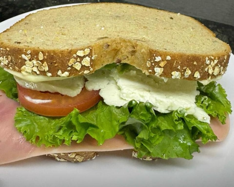Sándwich jamón/panela